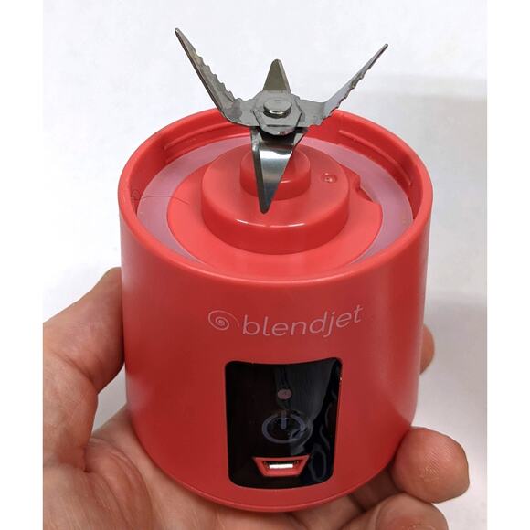 Authentic Blendjet Personal Blender pink/salmon color gently used once Complete - Picture 6 of 9